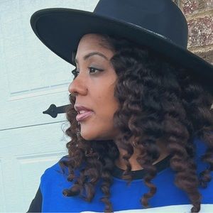 Meet your Posher, Gray